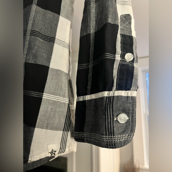 Plaid cotton button down M - Picture 4 of 5